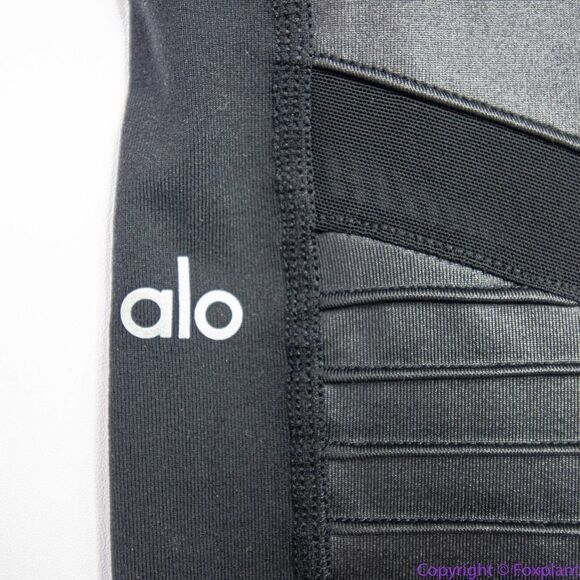 NEW Alo Yoga Women's High Waist Moto Legging in black, S - Picture 14 of 16